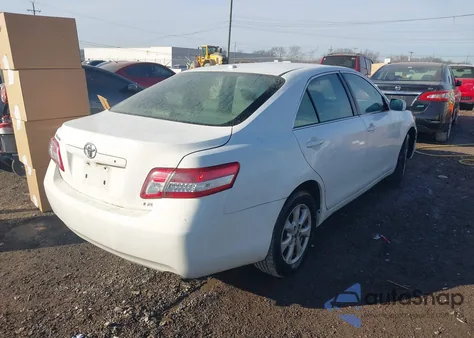 2011 Toyota Camry Le z USA, uszkodzony, nr VIN 4T4BF3EK6BR205239
